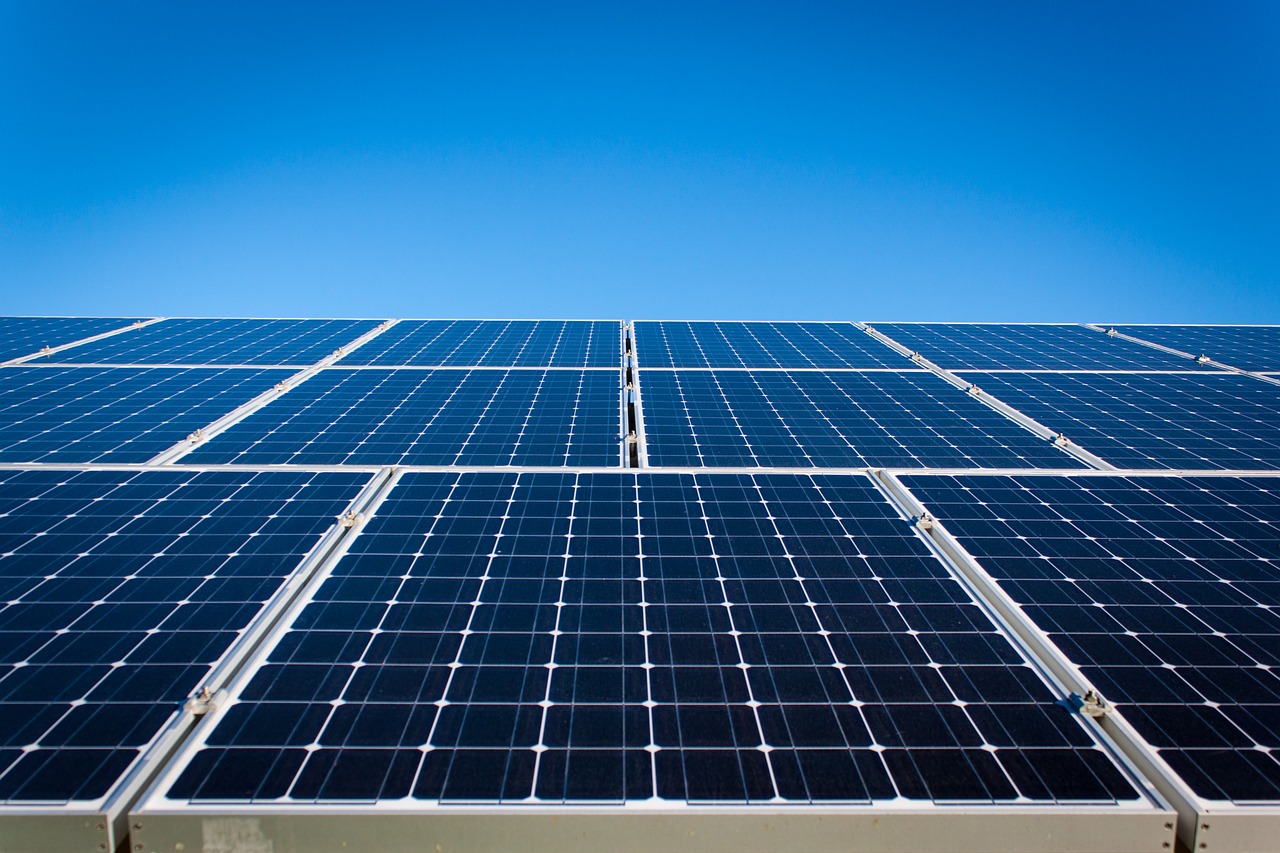 découvrez des solutions de financement solaire adaptées à vos besoins. notre guide vous aidera à naviguer dans les options disponibles pour investir dans l'énergie solaire, réduire vos factures d'électricité et contribuer à un avenir durable.